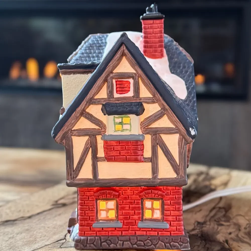 1993 Dickens Keepsake Village ACE HARDWARE Lighted House OWell Christmas Novelty